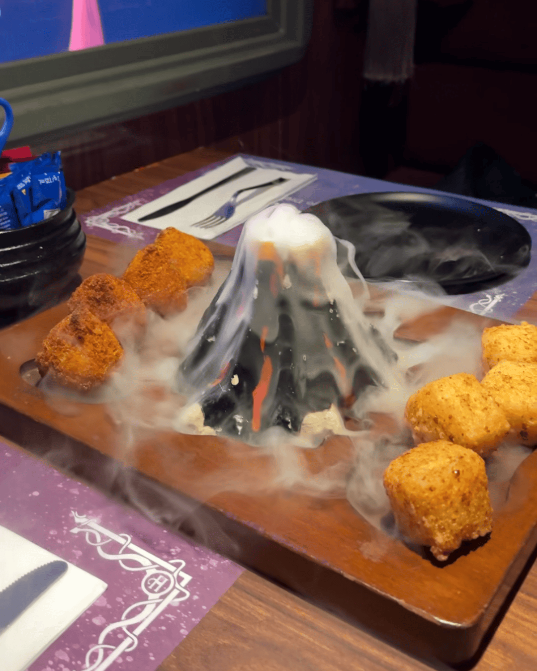 Entrada da sequencia america vulcao coxinha e dadinho de tapioca ferrovia secreta