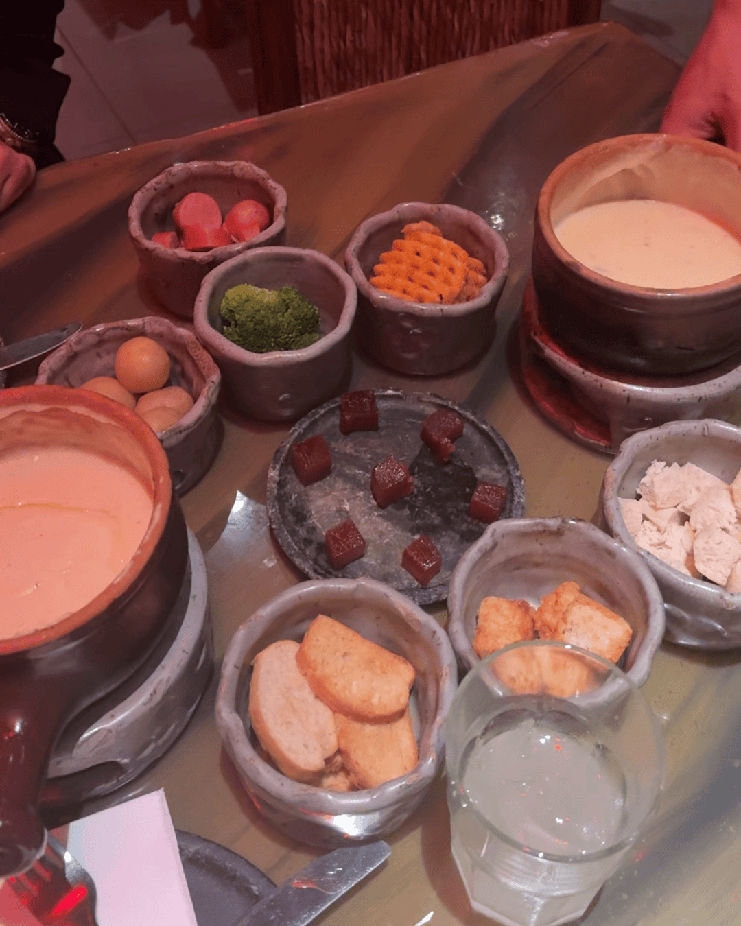 Fondue de queijo era do fogo 1