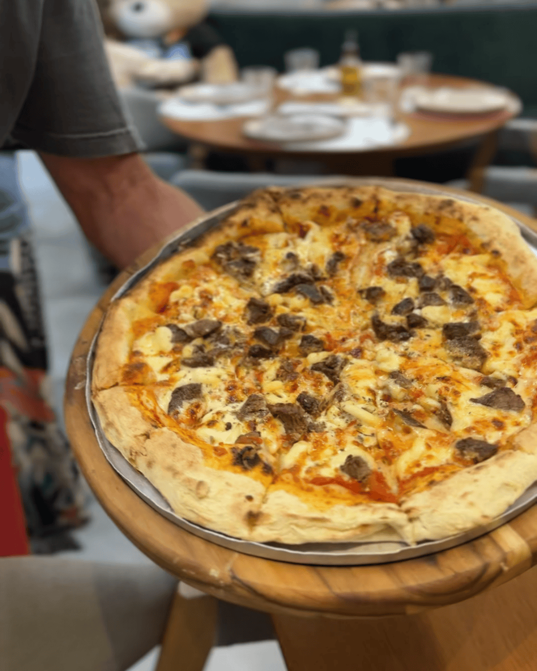 Pizza file ao molho de queijos panzano