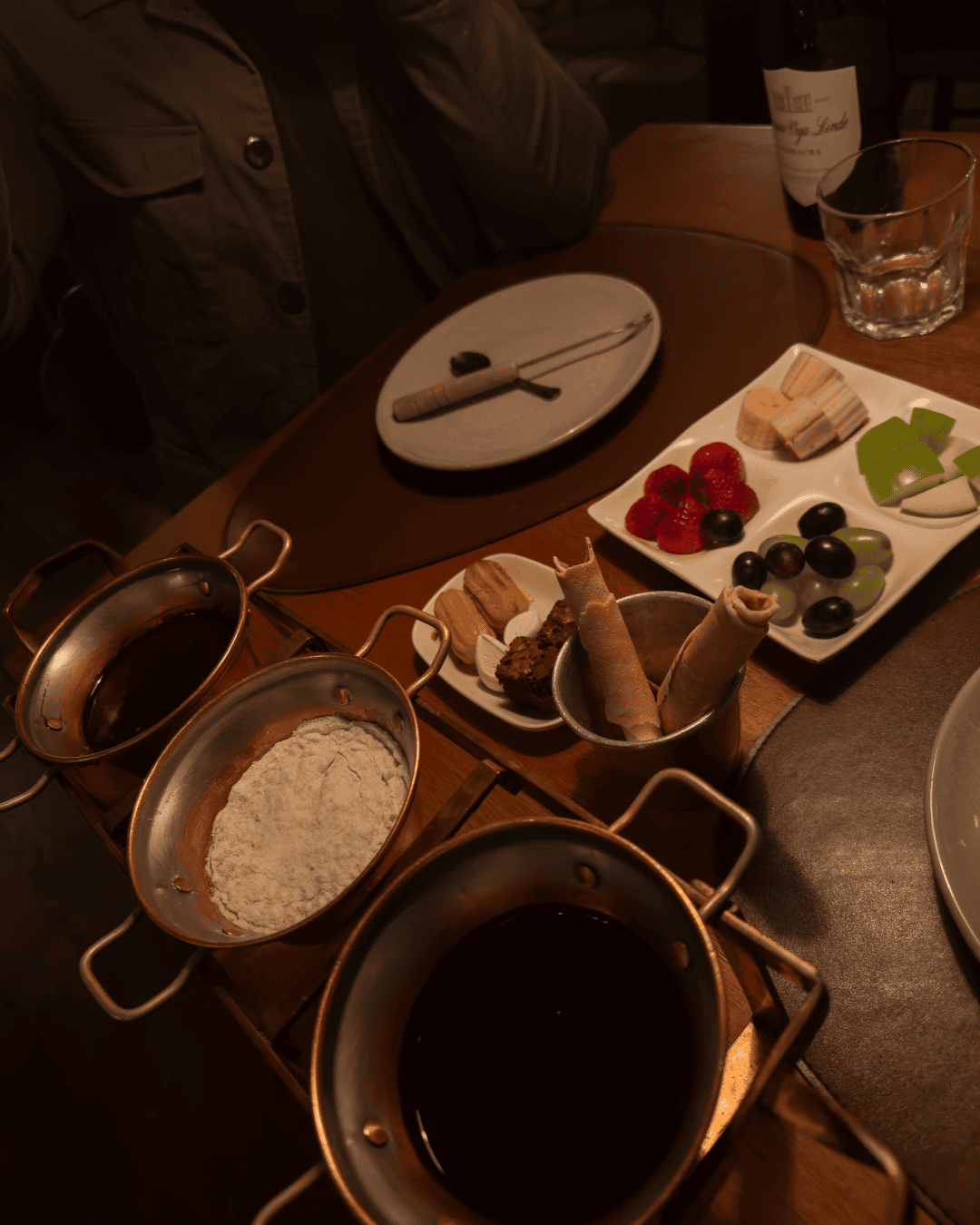 Acompanhamentos do fondue doce no Chalezinho Gramado