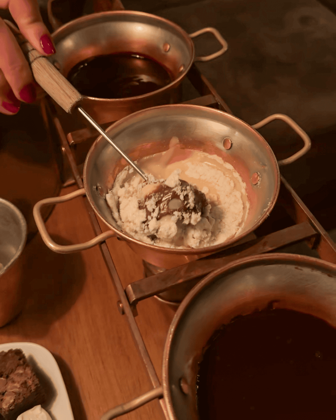 Fondue doce de Ninho com Nutella do Chalezinho em Gramado