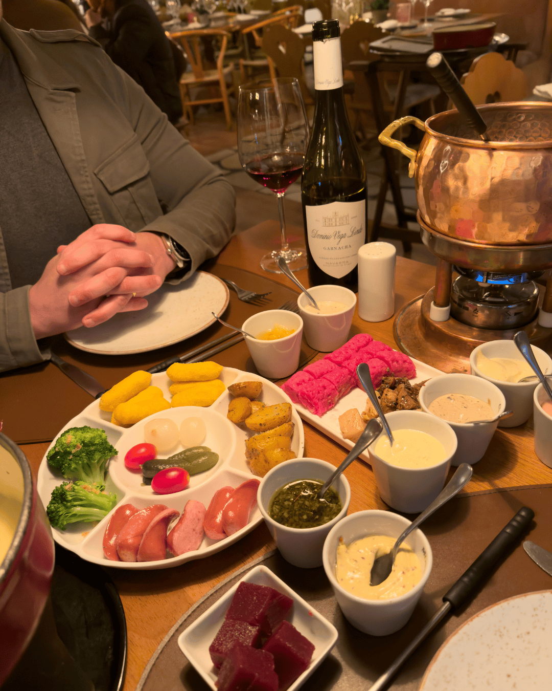 Sequencia tradicional de fondue do chalezinho